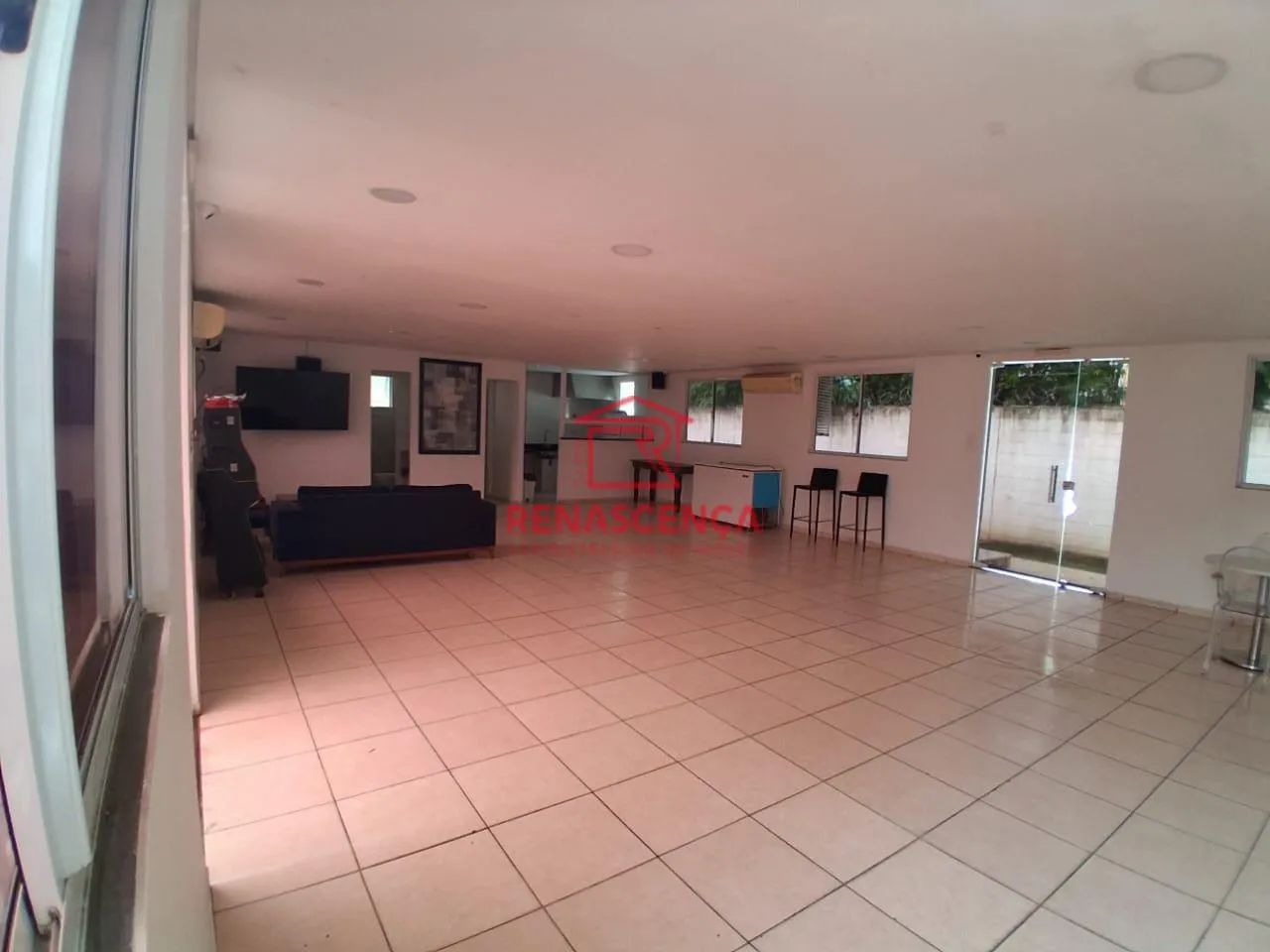 2-bedroom apartment in a building with a pool — photo 26