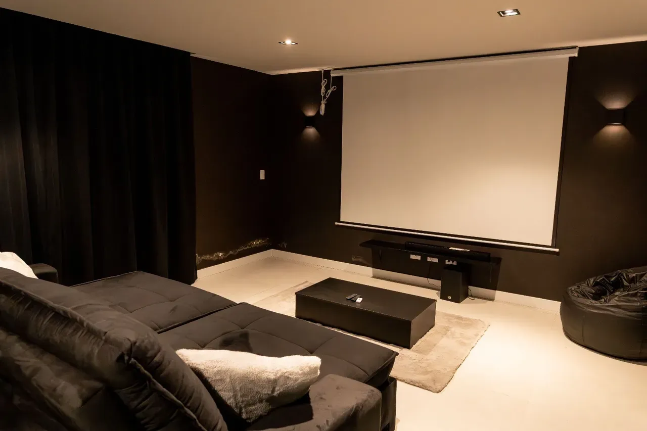 Furnished 1-bedroom apartment with no parking space — photo 33