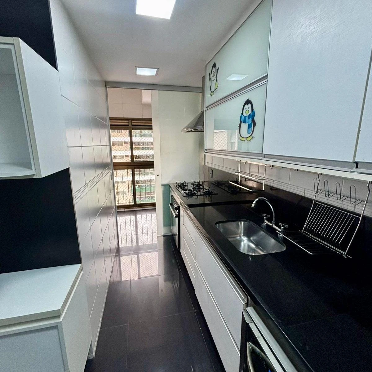 Furnished 150 m² apartment with 2 en-suite bedrooms — photo 17