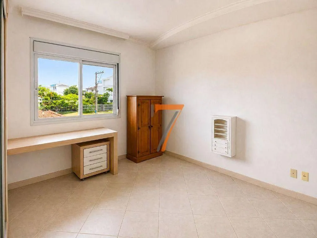 Casa con 4 dormitorios y balcón privado — photo 11