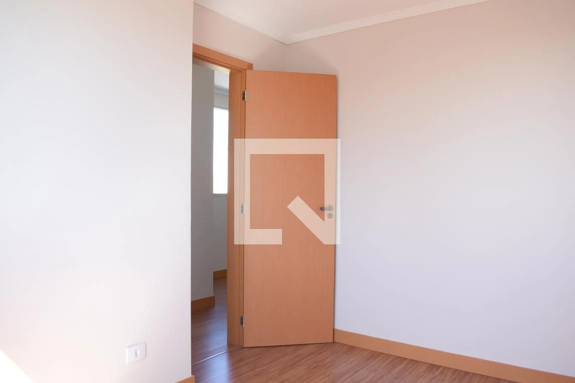 2-bedroom apartment in a building with a gym — photo 28