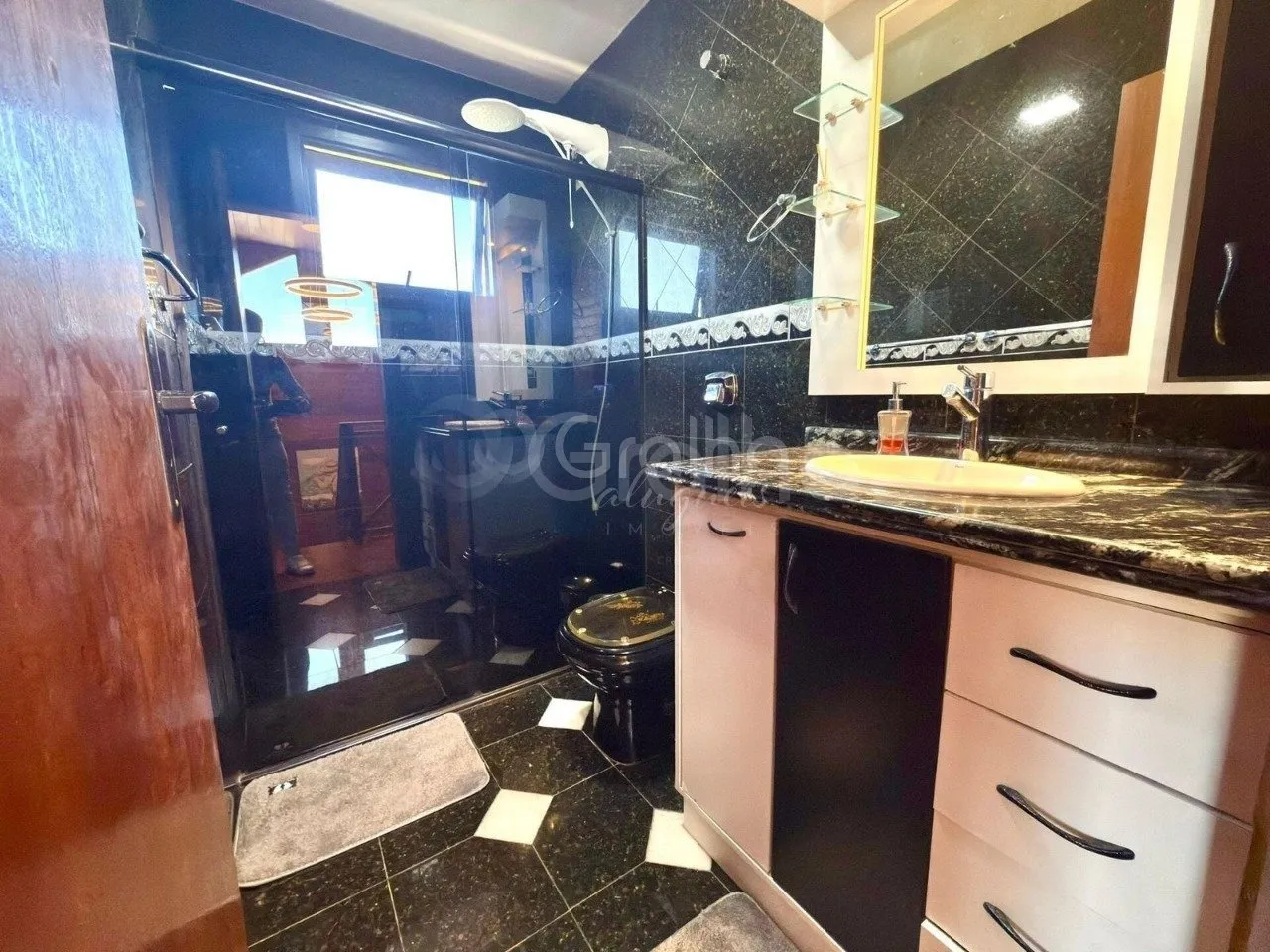 Вид на воду и 3 спальни: дом 264 м² — photo 13
