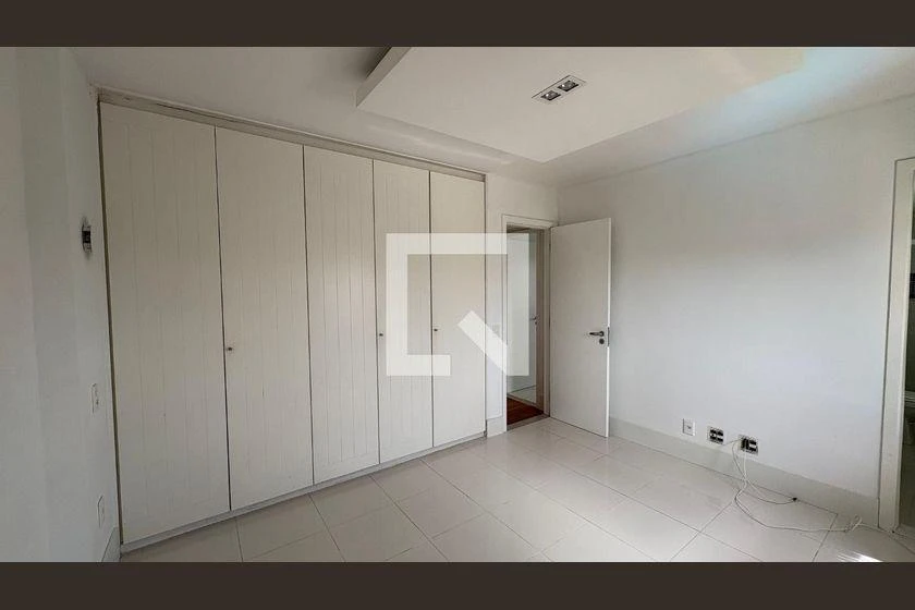 Apartment, 123 m², with a glass-enclosed balcony — photo 13