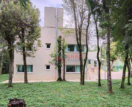 House with 5 bedrooms, 3 en-suites and open kitchen — photo 5