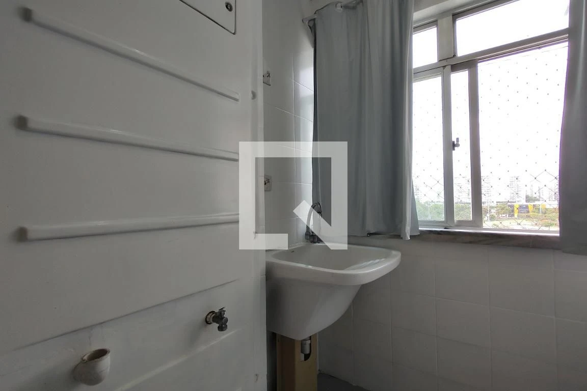 Панорамні вікна та 2 спальні: квартира 73 м² — photo 20