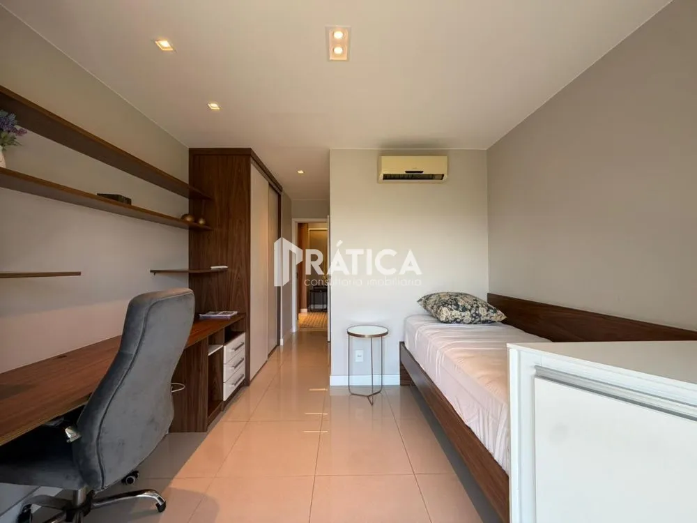 Apartamento para alugar com 4 quartos e 5 banheiros — photo 22