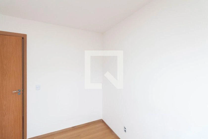 2-bedroom apartment in a building with a gym — photo 7