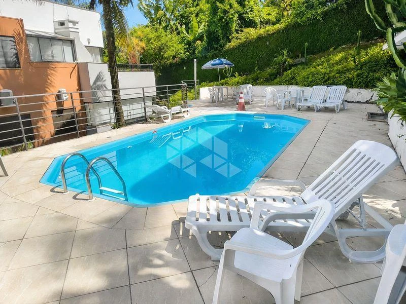 Вид на воду и 2 спальни: квартира 72 м² — photo 15