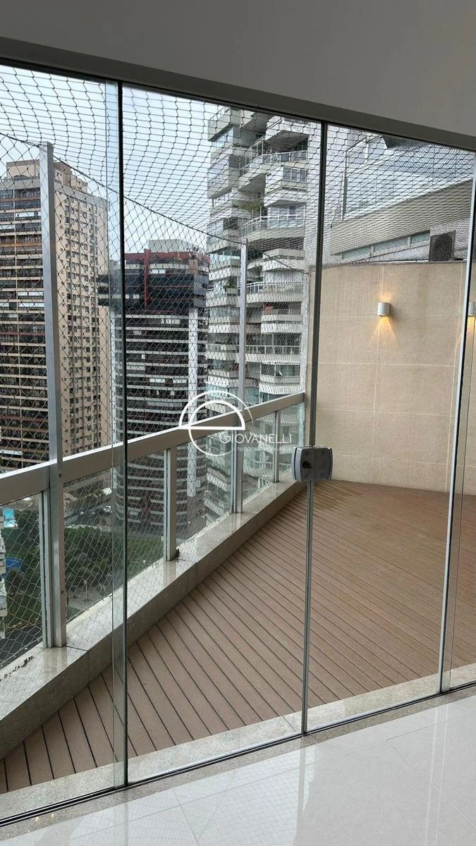 Apartamento de 300 m² com banheira e vista para a água — photo 6