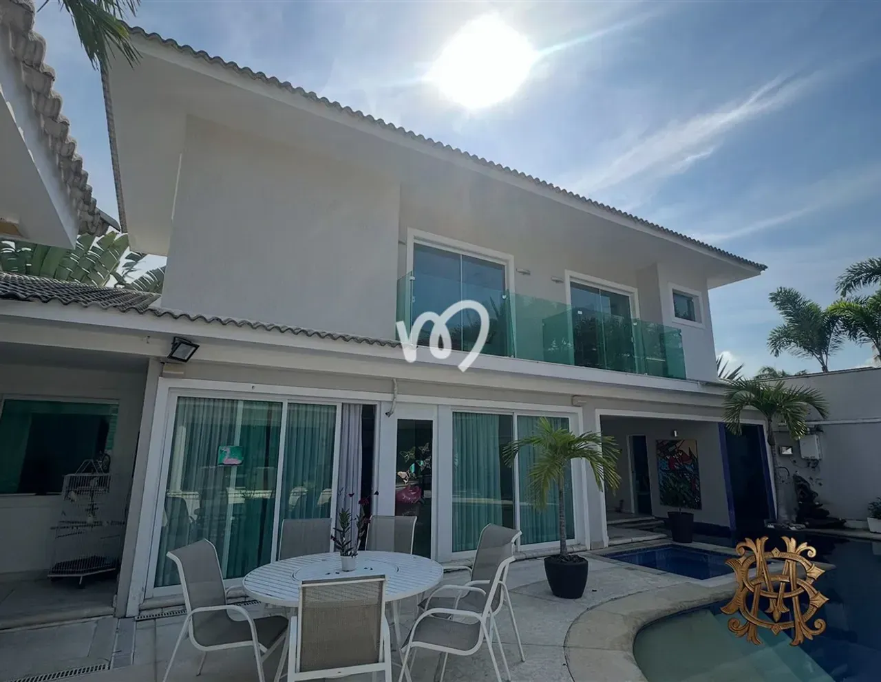 Furnished house with 5 bedrooms and open-plan kitchen — photo 10