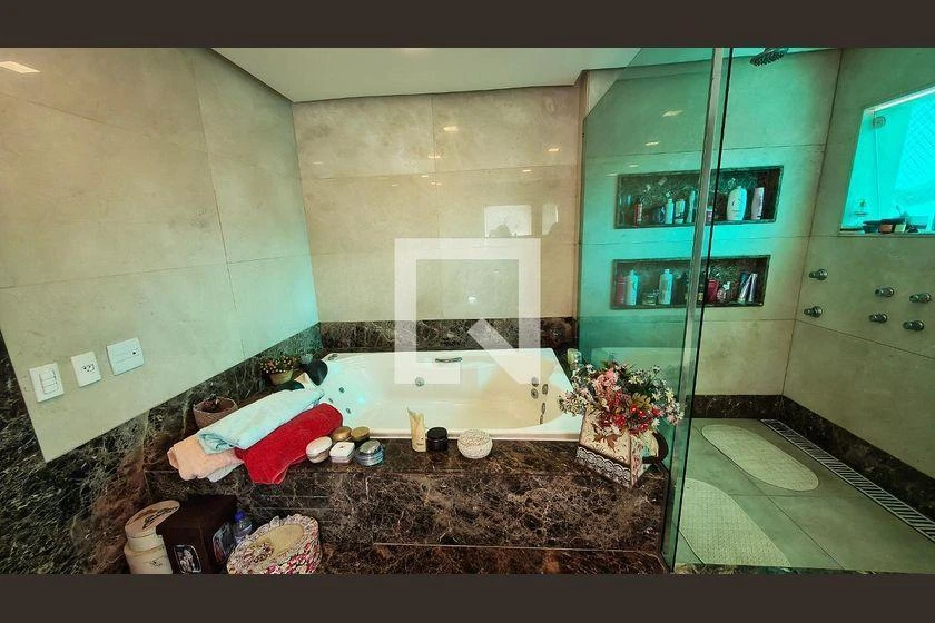 Casa em condomínio com 7 quartos e 9 banheiros — photo 26