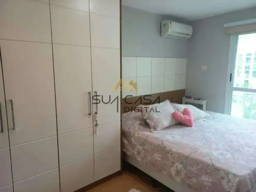 Furnished duplex with 3 bedrooms, 4 bathrooms and 208 m² — photo 9