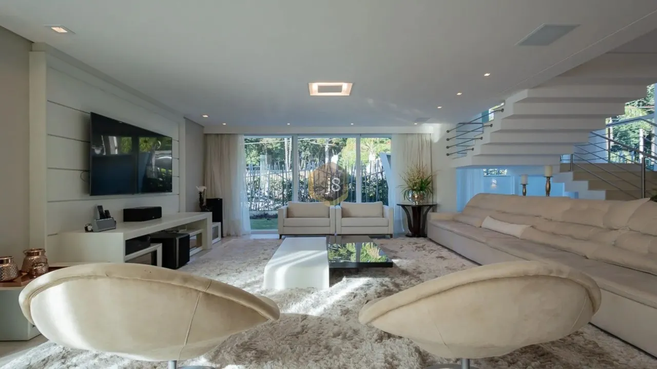 Будинок у закритому комплексі 775 м² з 4 спальнями — photo 7