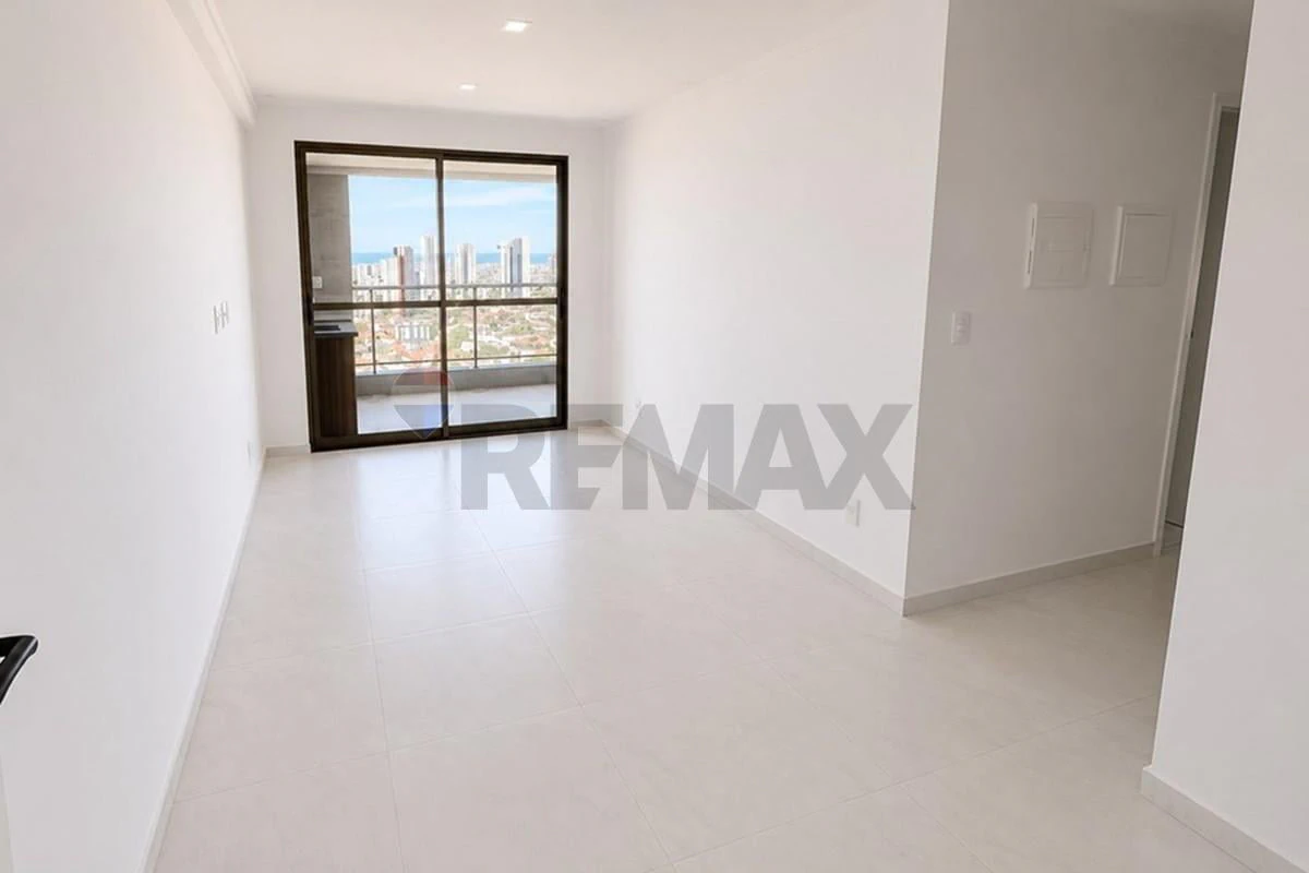 76 m² unfurnished apartment with private BBQ and 2 parking — photo 3