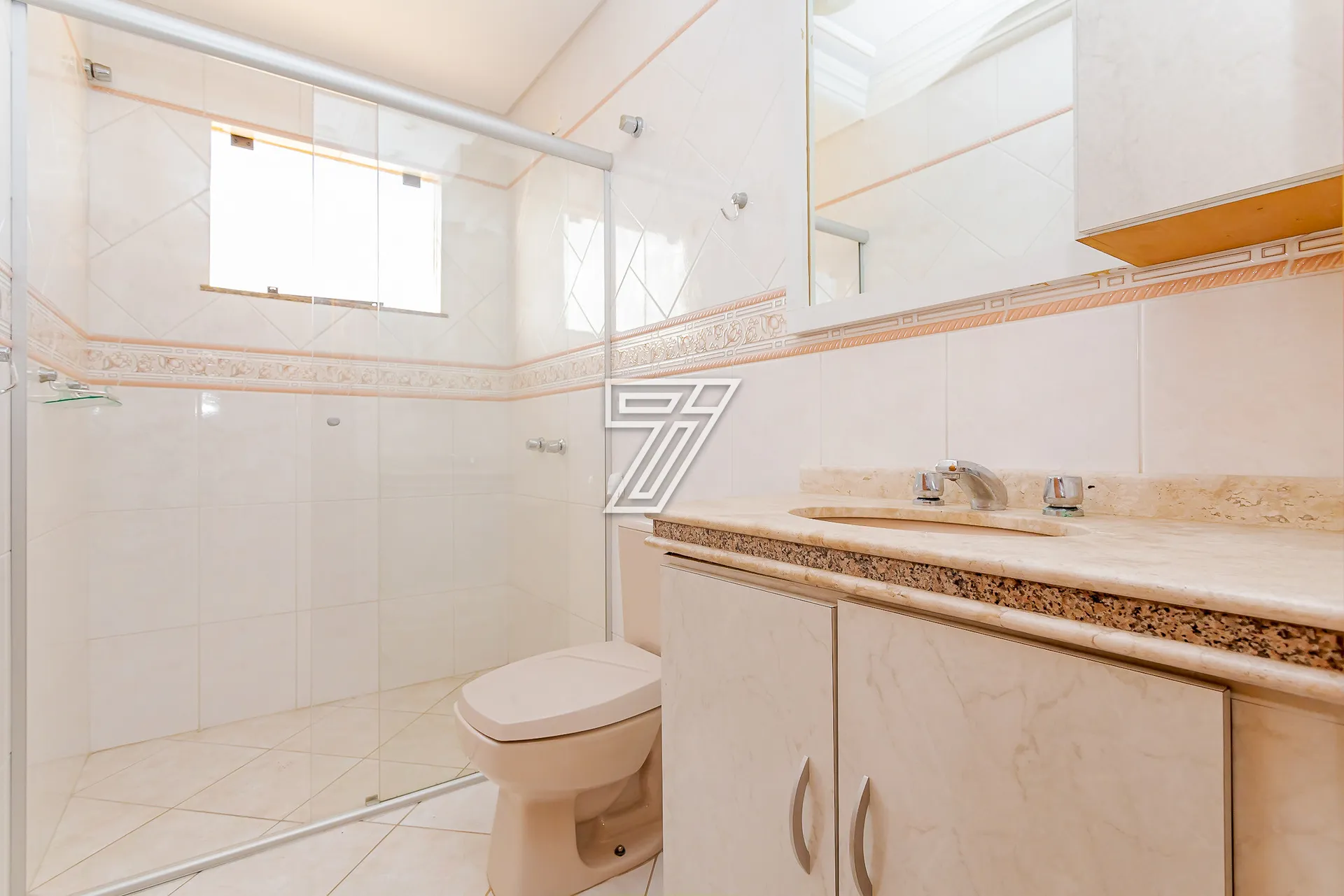 House with 4 bedrooms, 5 bathrooms and 540 m² — photo 45