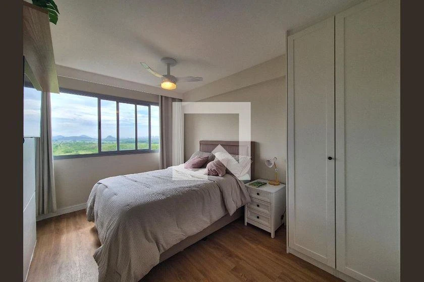 Glass-enclosed balcony in a 2-bedroom apartment, 82 m² — photo 10