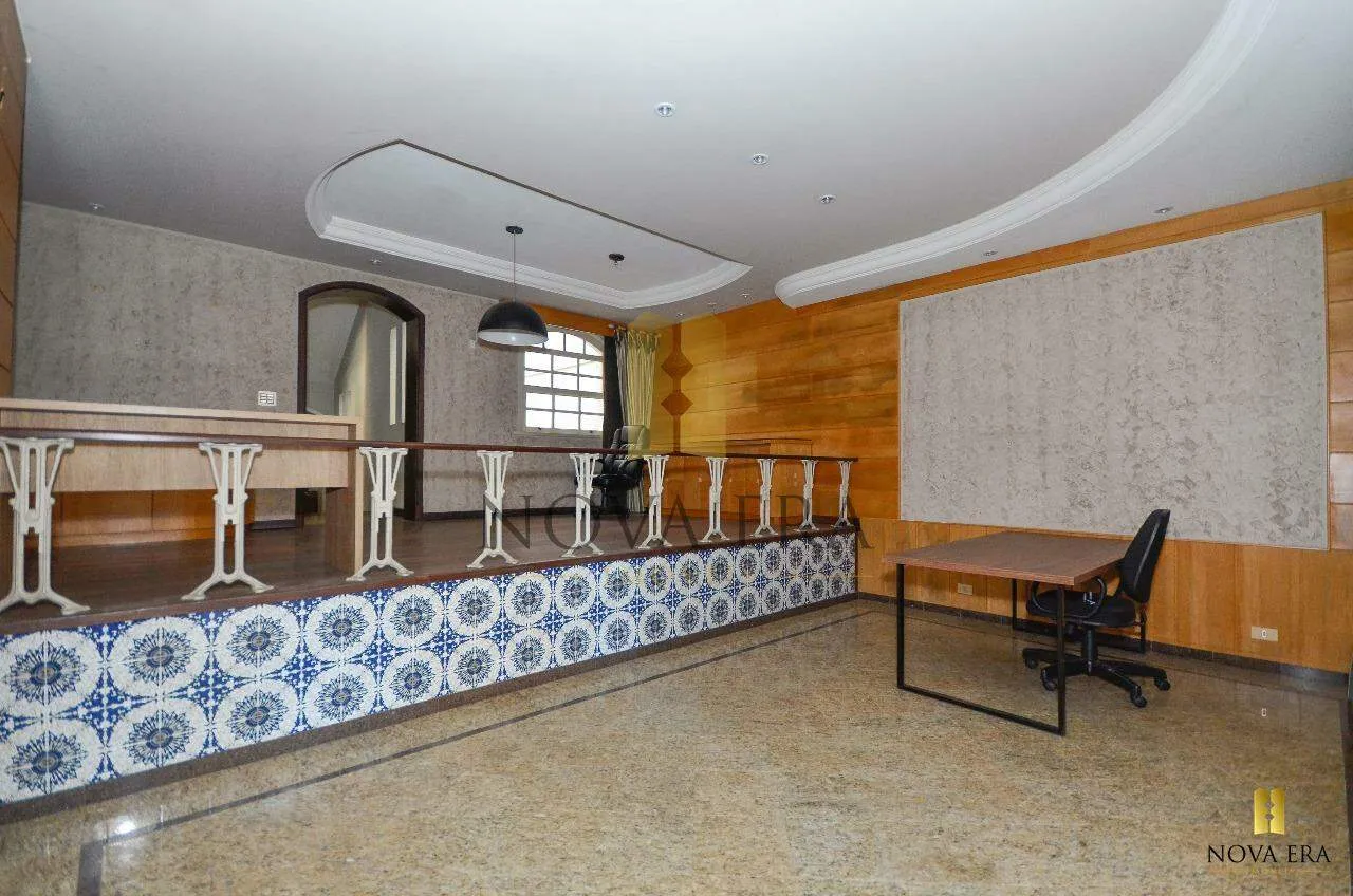 4-bedroom house with a grill on the balcony in Curitiba — photo 12