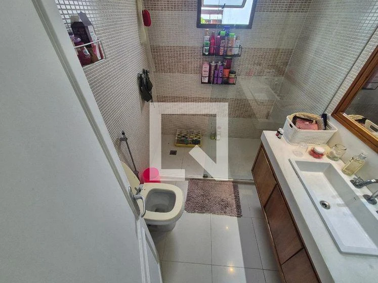 Furnished apartment, 325 m², with a home office — photo 27