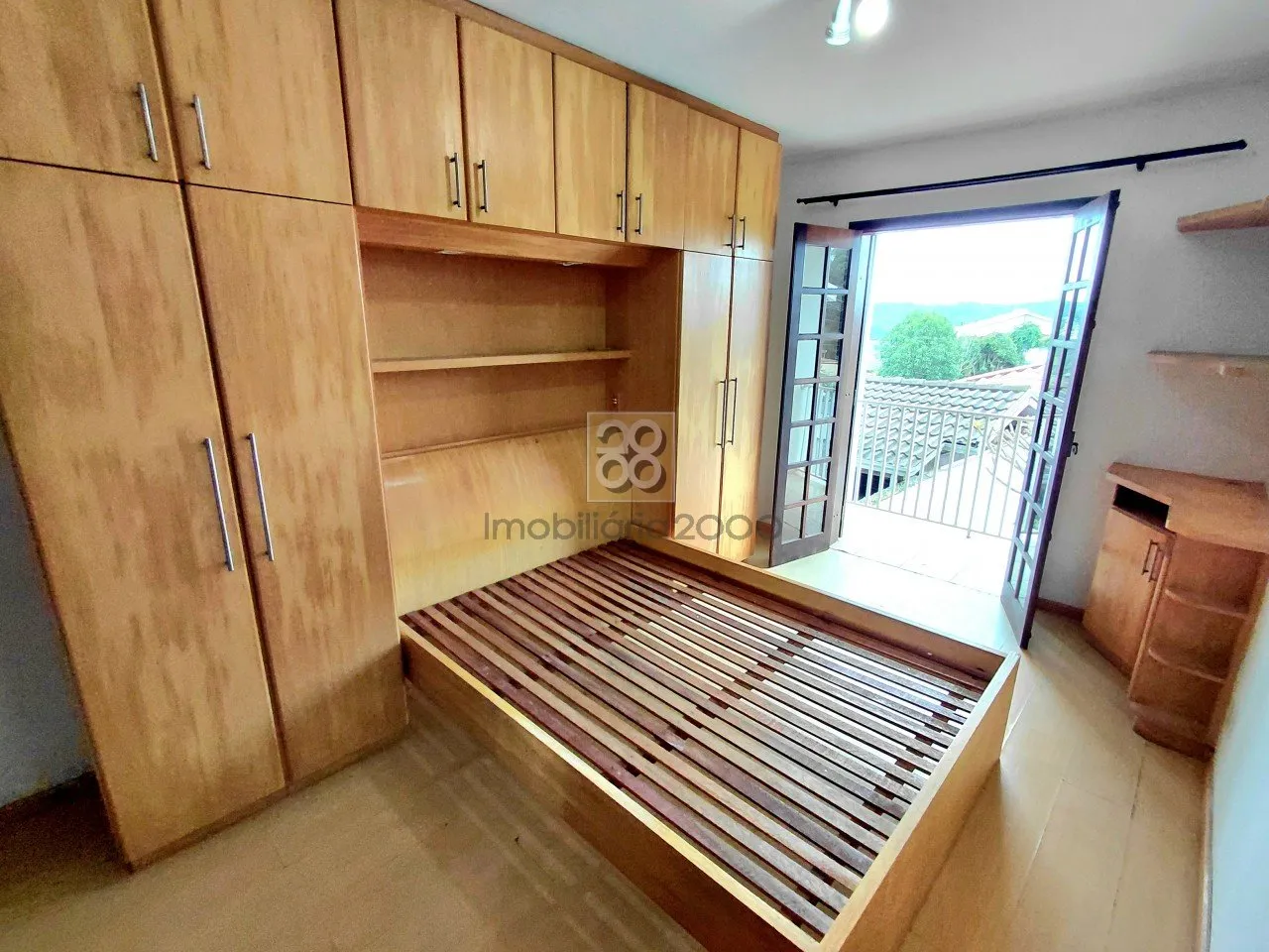 Townhouse with 3 bedrooms and a covered BBQ area — photo 25