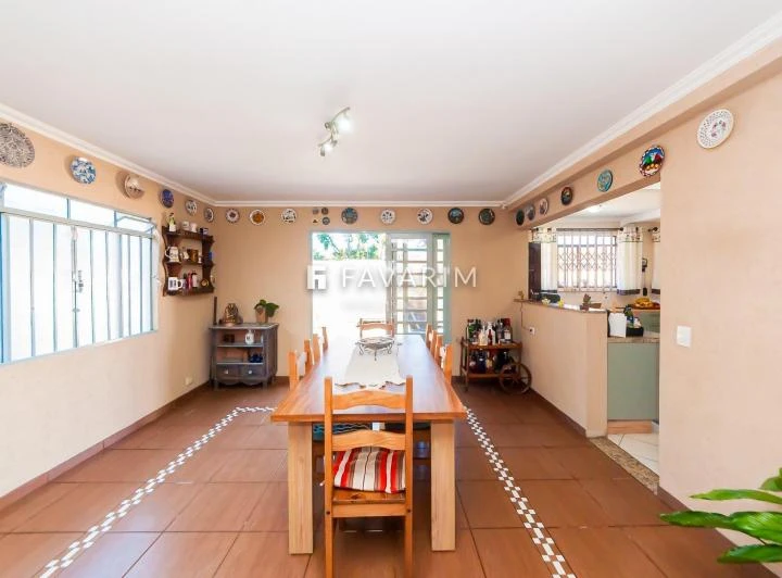 Rental house with 3 bedrooms and a balcony grill area — photo 8
