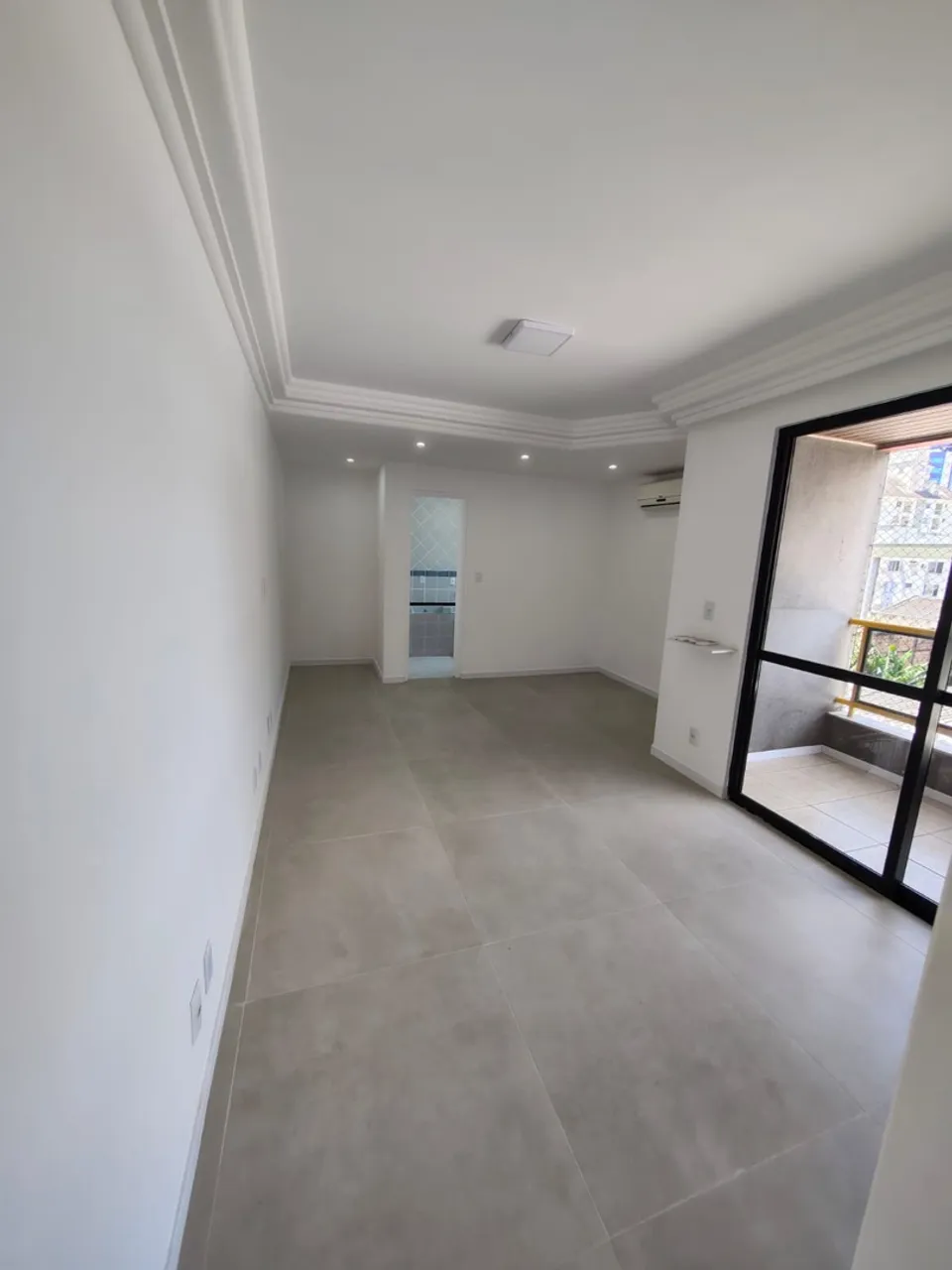 Bathtub in a 3-bedroom apartment, 160 m² — photo 7