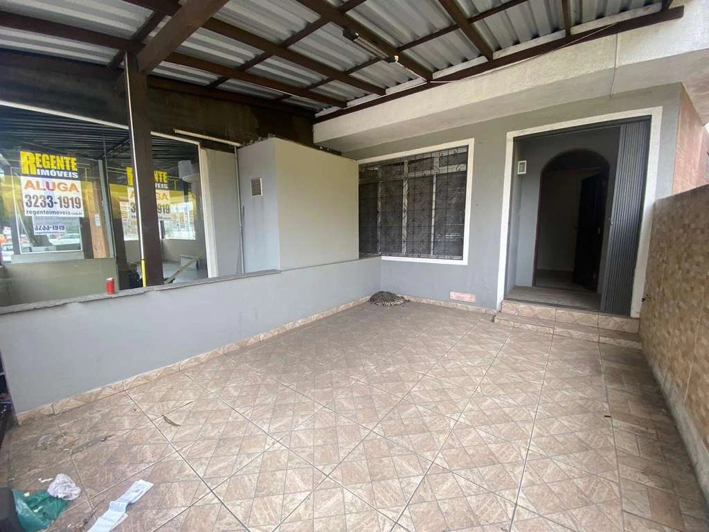 Casa con 4 dormitorios y barbacoa en el jardín — photo 3
