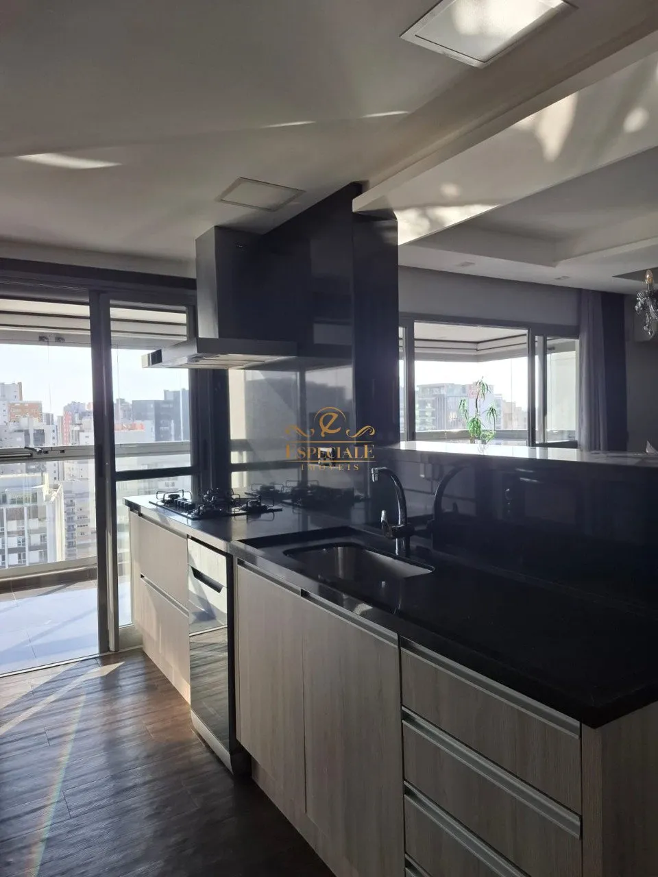 Furnished apartment with 3 bedrooms and integrated kitchen — photo 4