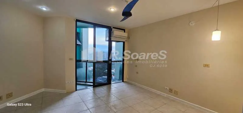 217 m² duplex with 3 en-suite bedrooms and 2 parking spots — photo 18