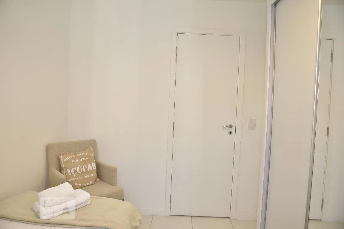 Apartamento mobiliado com 5 quartos e 2 suítes — photo 9