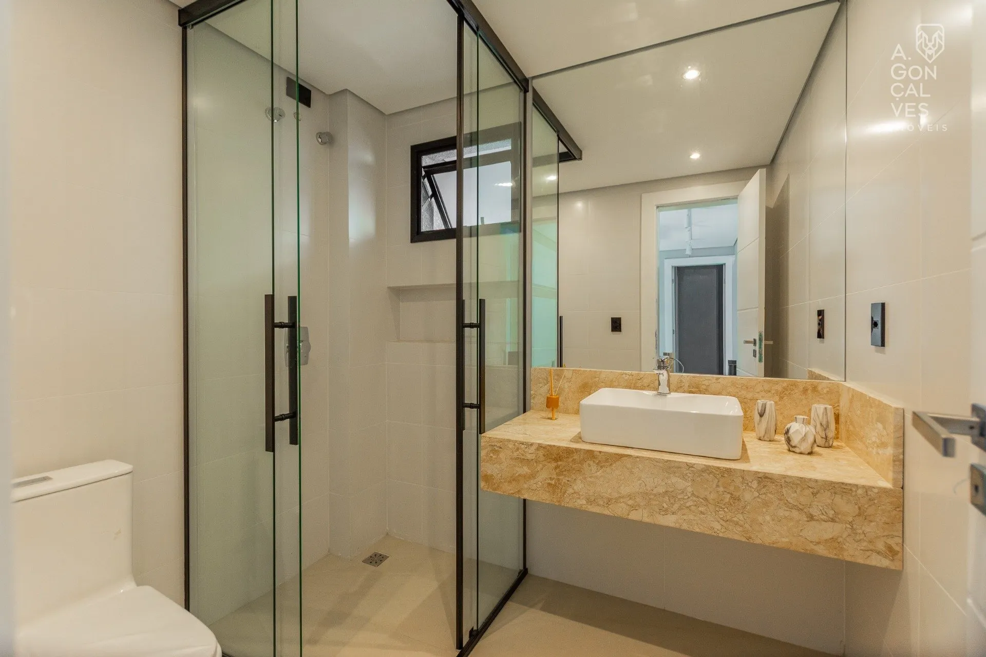 Casa em condomínio com 3 quartos e cozinha em plano aberto — photo 25