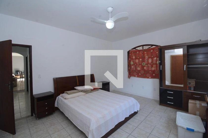 Дом 600 м² с 4 спальнями и 5 парковочными местами — photo 4