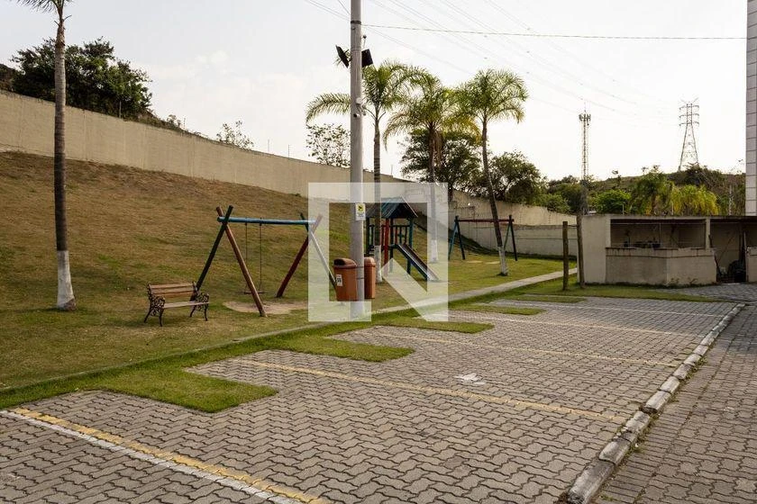Apartamento de 2 quartos em condomínio com piscina — photo 31