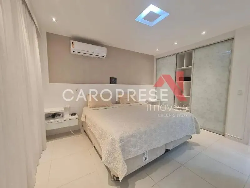 Casa com 4 quartos e 5 banheiros, com 2 vagas — photo 11