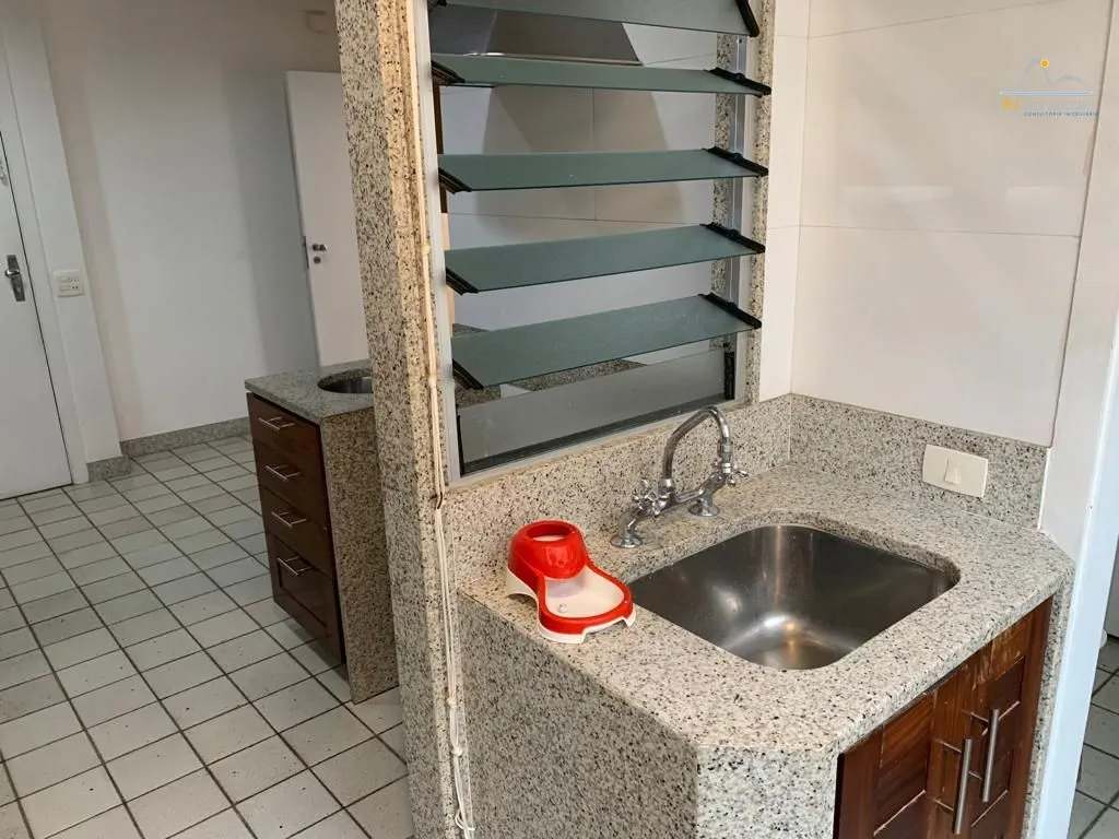 Квартира з 3 спальнями та балконом із мийкою — photo 37