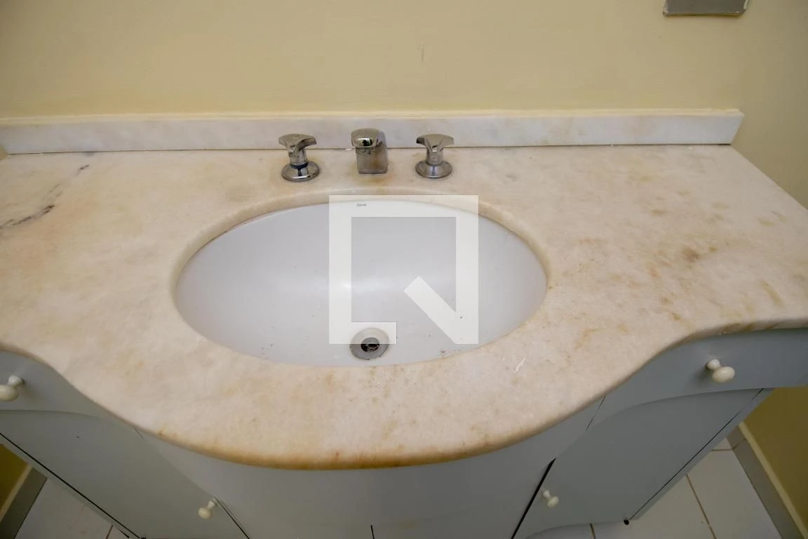2-bedroom apartment with a private BBQ — photo 48