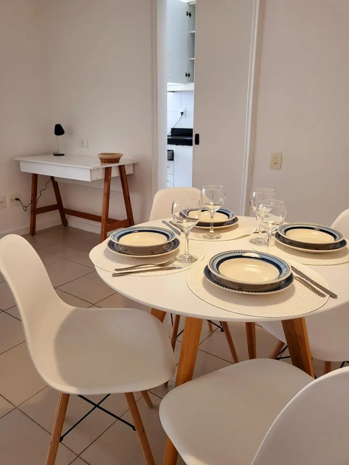 Мебльована квартира 60 м² з 1 спальнею та 2 ванними — photo 10