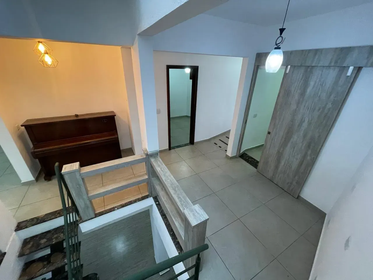 Casa triplex com 4 quartos, 2 banheiros e vaga — photo 8