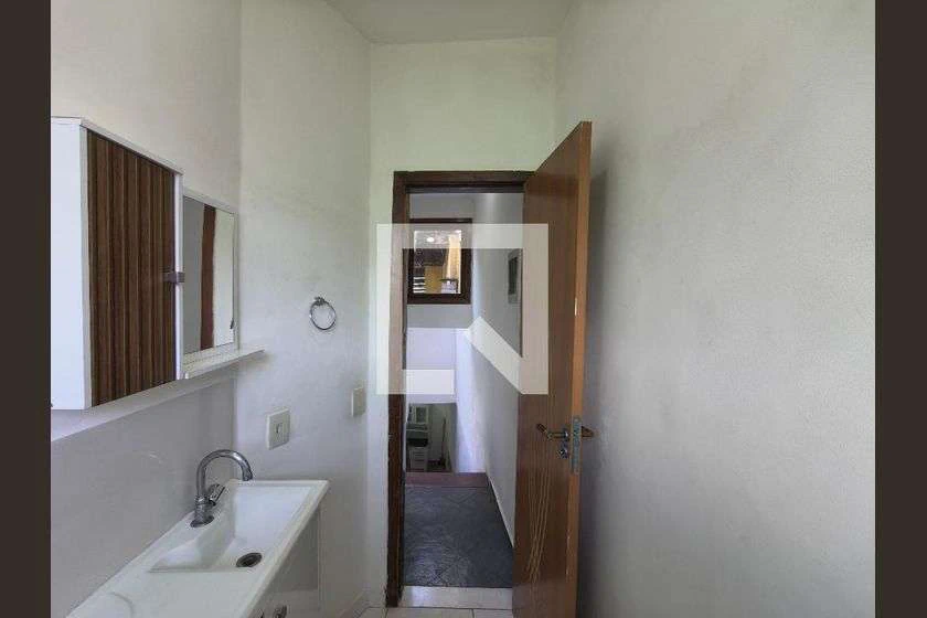 Condominium townhouse with 2 bedrooms and balcony — photo 13
