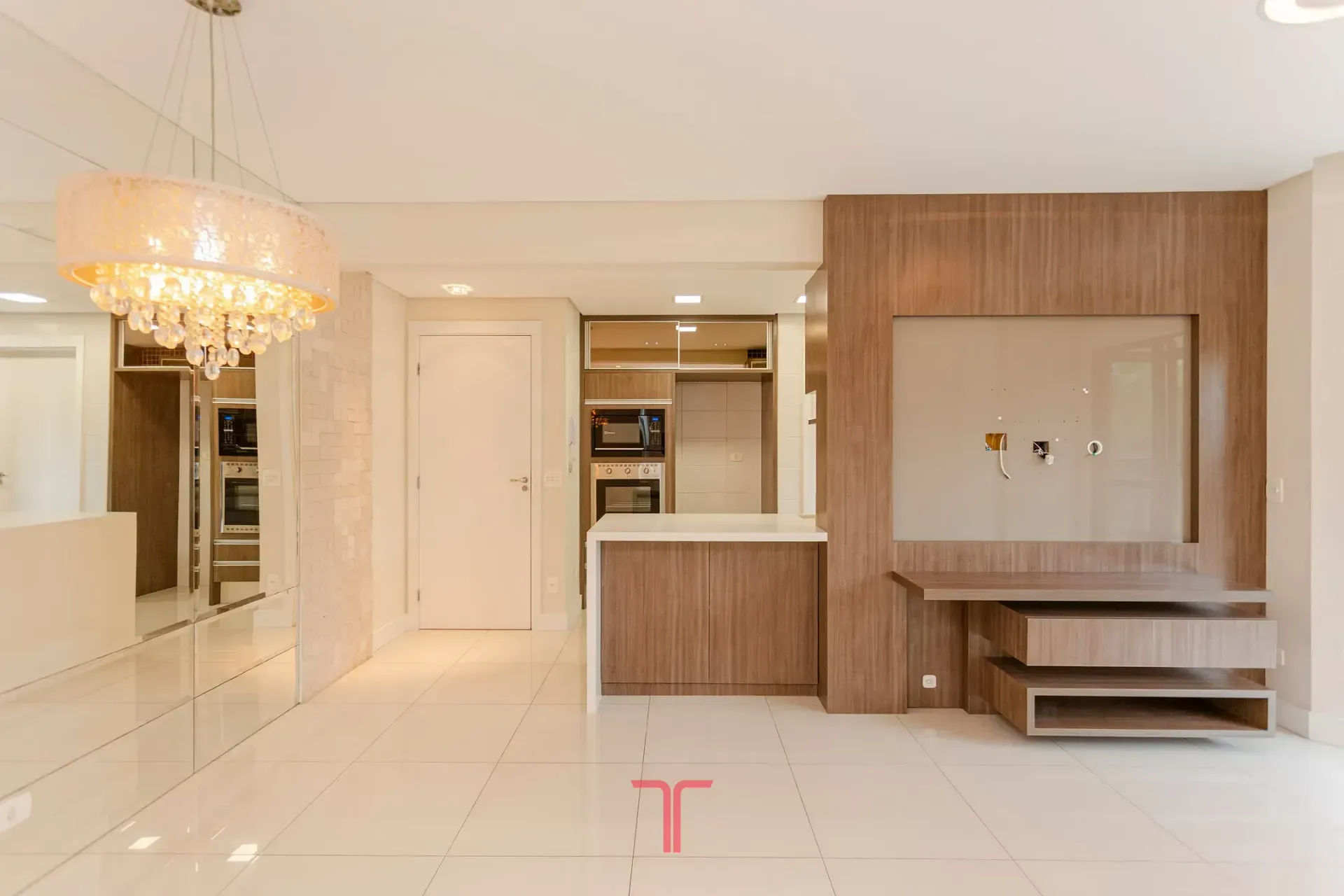 3-bedroom apartment in a building with a pool — photo 8