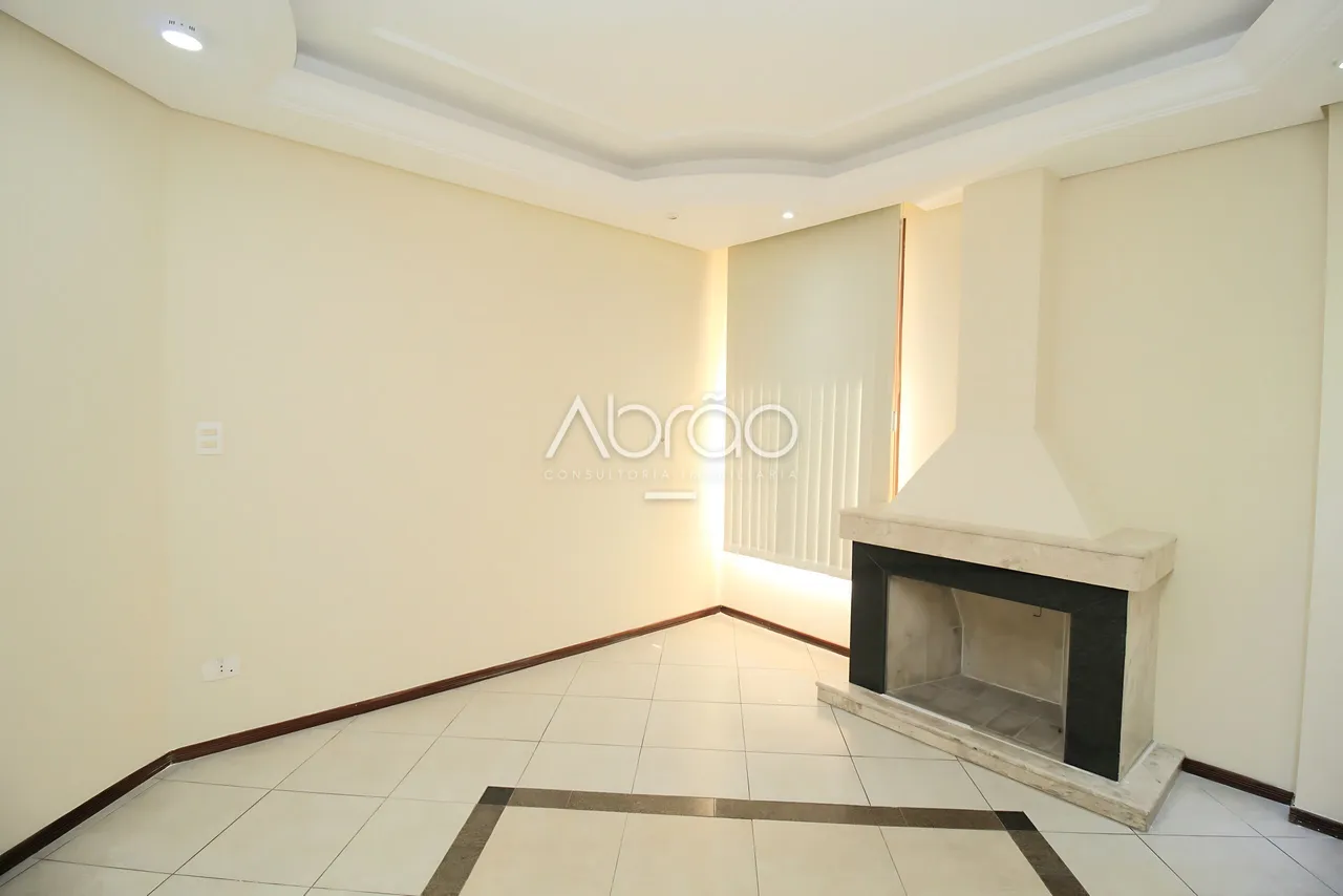 Commercial house with 5 bedrooms and 528 m², integrated kitchen — photo 9