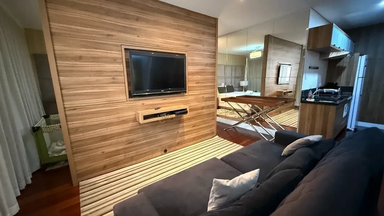 Furnished 1-bedroom apartment with an open kitchen — photo 14