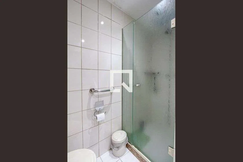 Furnished 85 m² apartment with 2 bedrooms and 2 bathrooms — photo 16