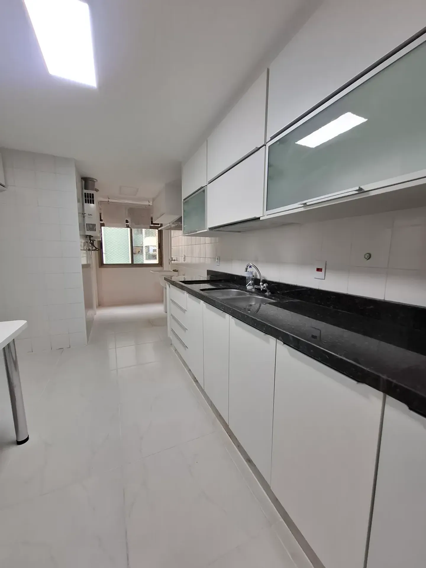 Apartment, 160 m², with floor-to-ceiling windows — photo 18