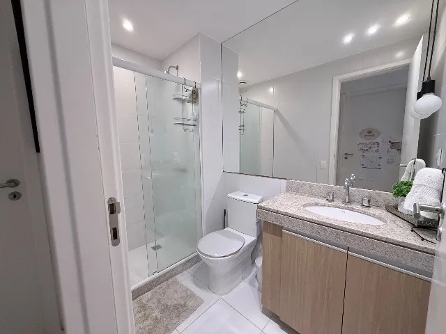 Furnished 2-bedroom apartment with 2 bathrooms — photo 7