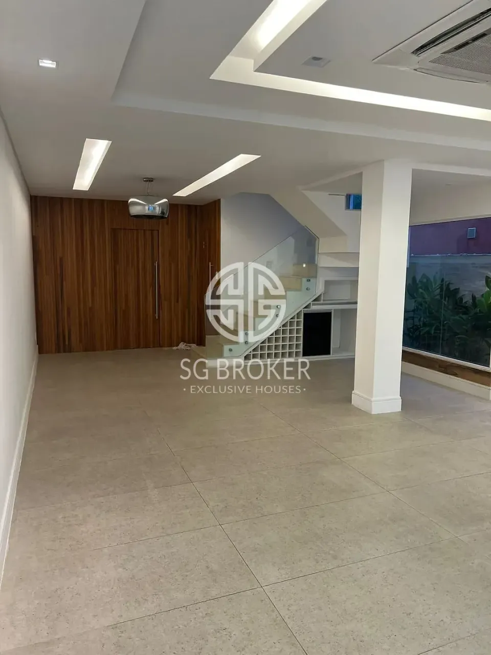 Casa com 5 suítes, cozinha fechada a gás e 500 m² — photo 11