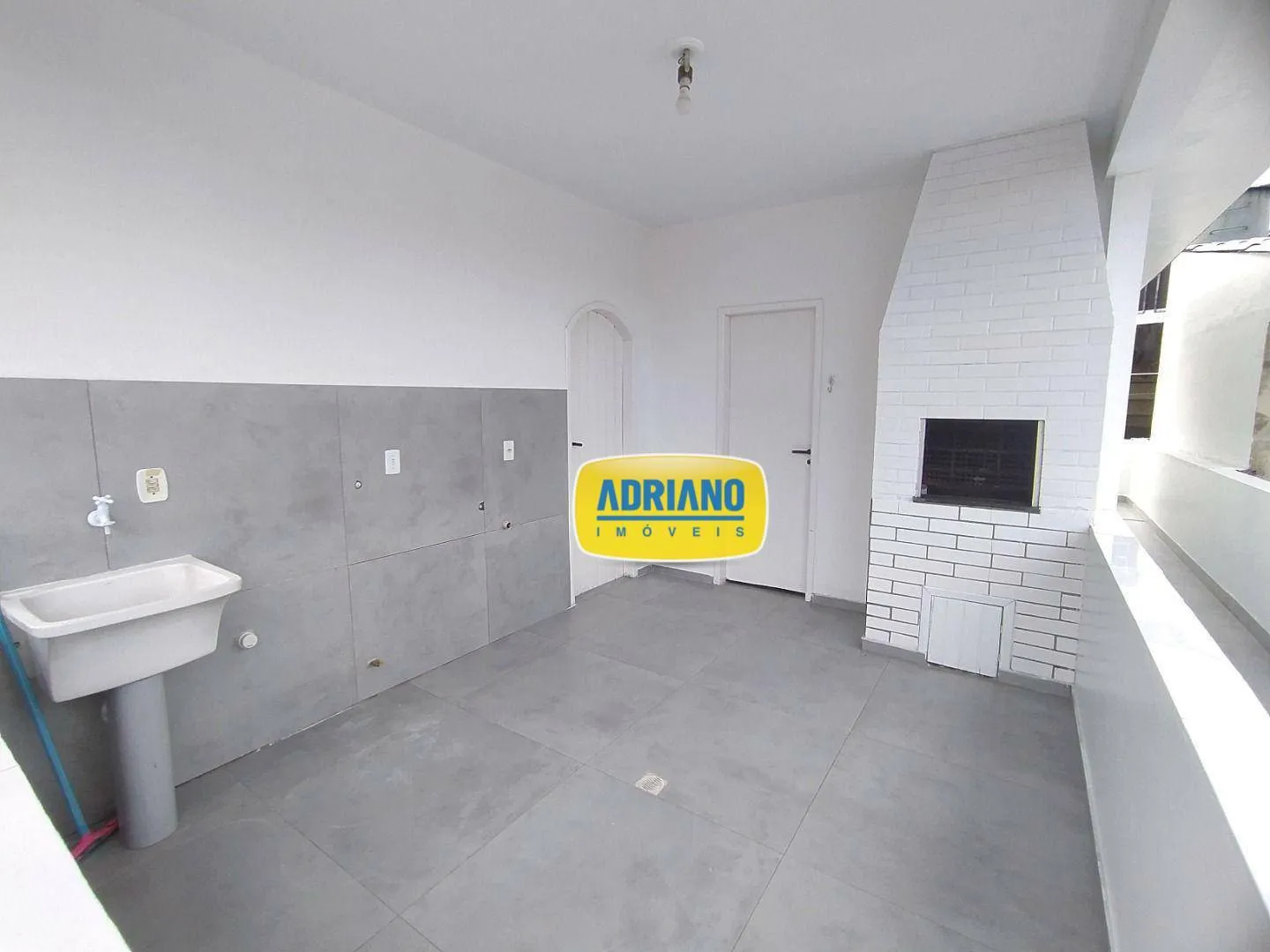 Casa sin muebles de 169 m² con parrilla en la terraza — photo 5