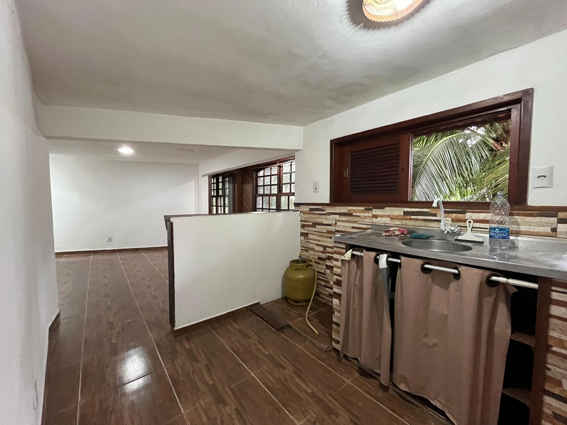 Casa em condomínio desocupada com 2 quartos e 1 banheiro — photo 18