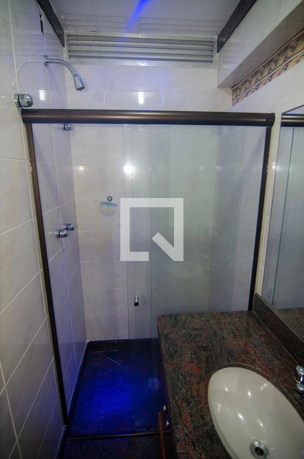 Apartamento sem mobília com 4 quartos e 4 banheiros — photo 51