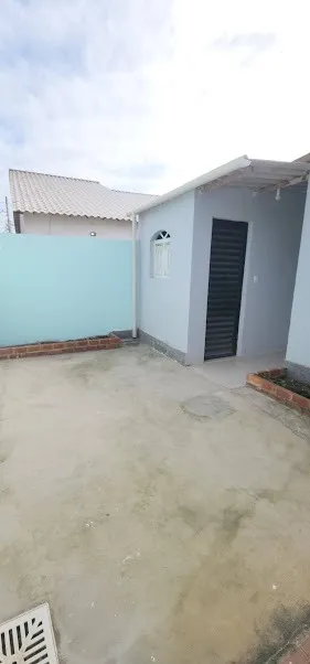 Unfurnished single-story house with 2 bedrooms and 2 baths — photo 18