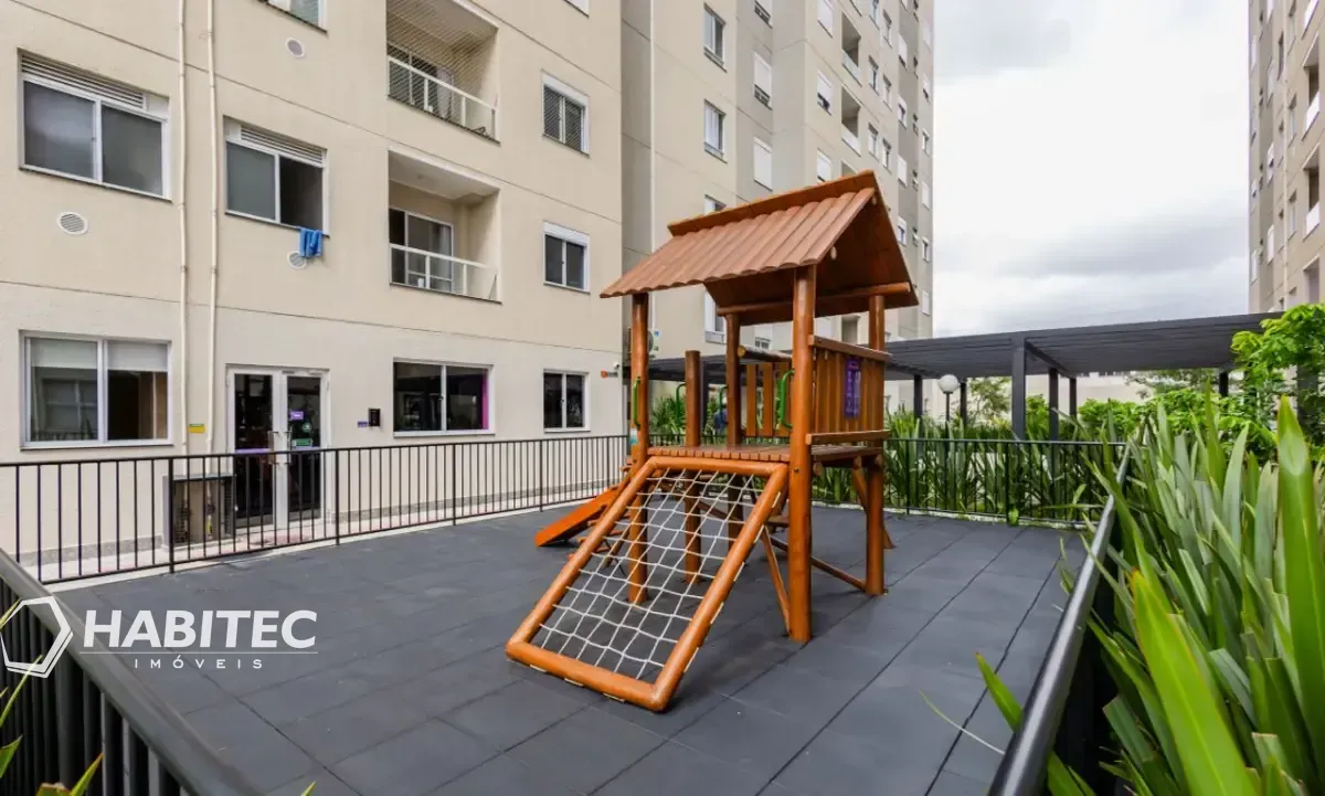 Furnished 2-bedroom apartment with a balcony — photo 11